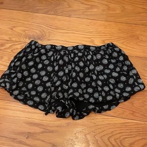 Women’s casual flowy shorts
